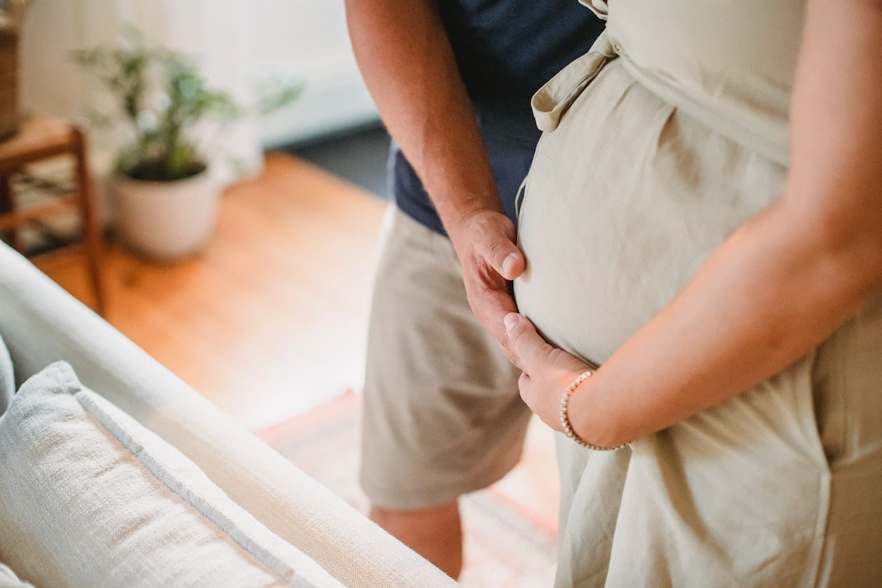 Legame del padre con il bambino durante la gravidanza