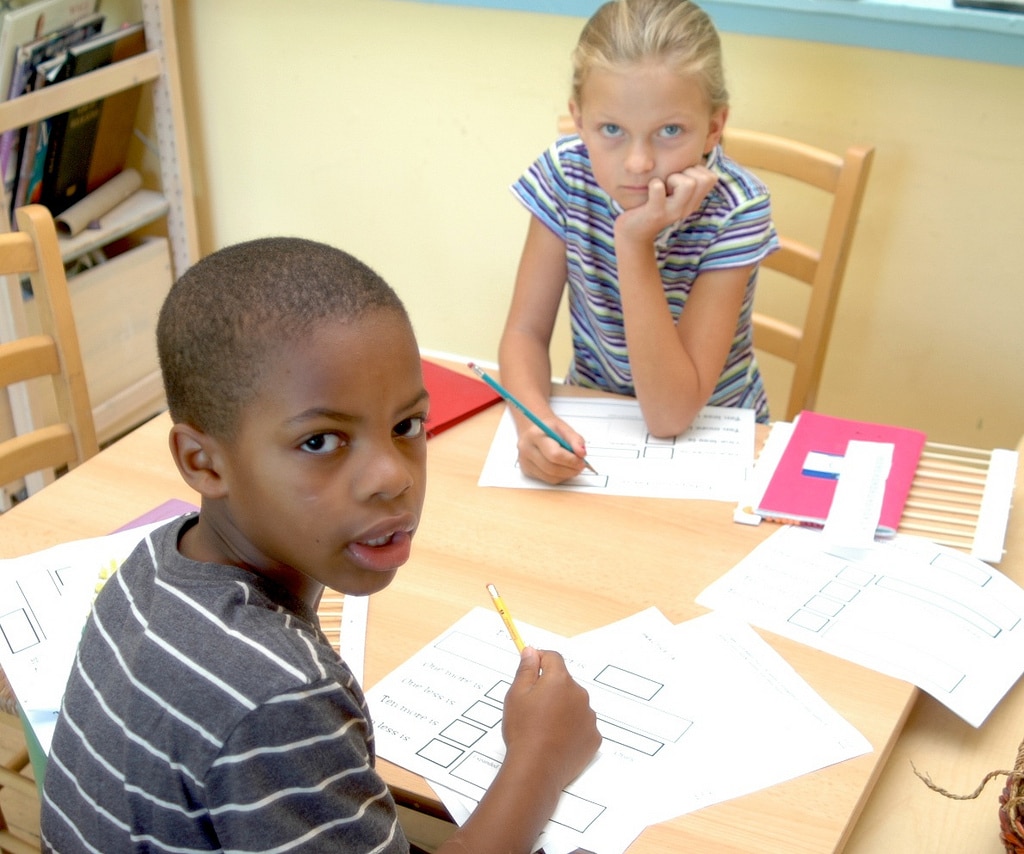 Imparare la matematica, le scienze e la tecnologia aiuta i bambini in età prescolare